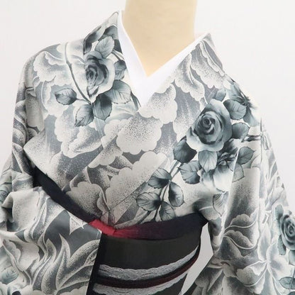【新品・小紋】斉藤三才 落款 薔薇 着物 正絹 モノトーン 仕付け糸付 トールサイズ tomihisa”モノトーンに咲き誇る薔薇のエレガンス”9664