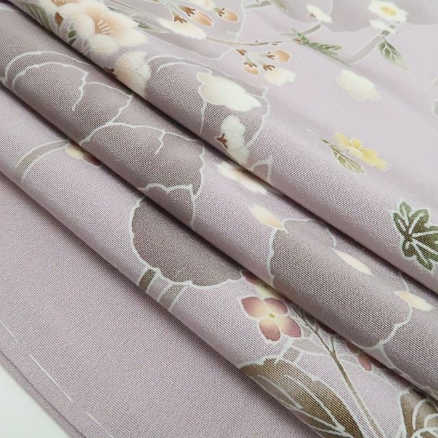 【新品・訪問着】桜 落款 着物 正絹 仕付け糸付 作家物 tomihisa”柔らかな彩りに宿るモダンな個性と気品”9669