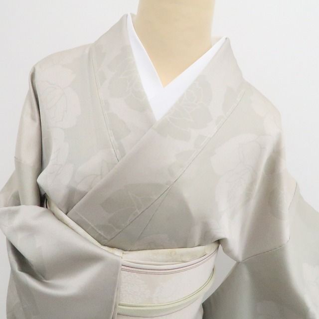 【小紋】薔薇 落款 着物 正絹 仕付け糸付 tomihisa”淑やかに纏う薔薇のエレガンス”9670