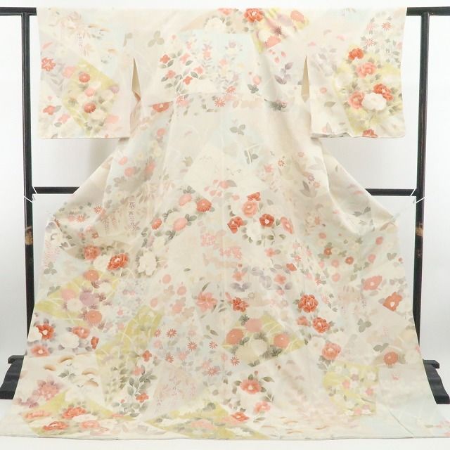 【新品・訪問着】金駒刺繍 着物 正絹 仕付け糸付 tomihisa”祝福の思いを届ける優美な花景色”9671