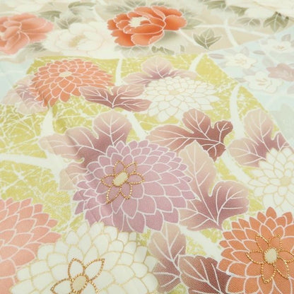 【新品・訪問着】金駒刺繍 着物 正絹 仕付け糸付 tomihisa”祝福の思いを届ける優美な花景色”9671
