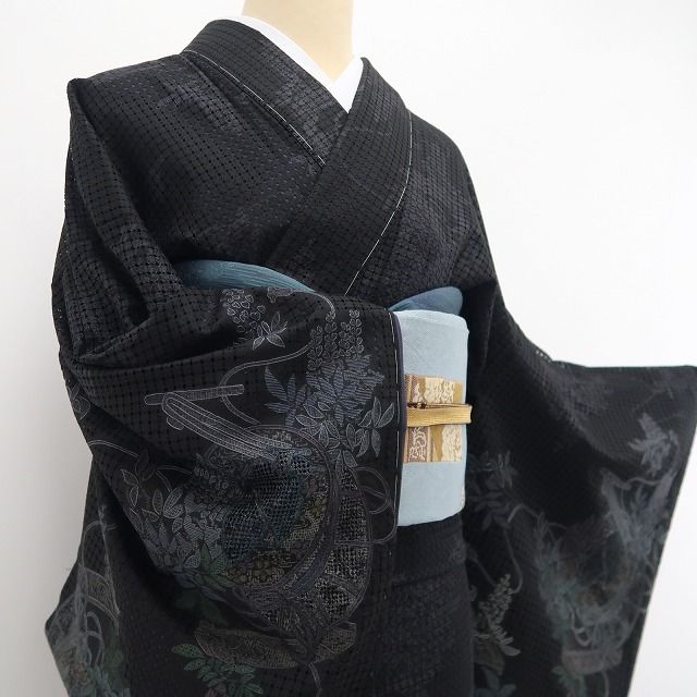 【美品・大島紬訪問着】岸上純平 落款 スワトウ刺繍 吉三郎 証紙付 着物 正絹 仕付け糸付 tomihisa“大人色のエレガンス”9677