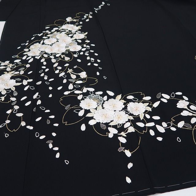 【新品・訪問着】総刺繍 桜 着物 正絹 仕付け糸付 トールサイズ tomihisa“花の調べに想いを託し人それぞれに夢をみる”9681