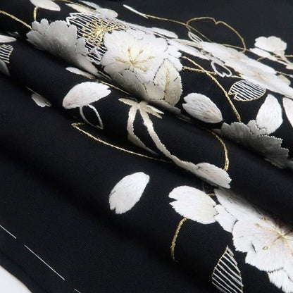 【新品・訪問着】総刺繍 桜 着物 正絹 仕付け糸付 トールサイズ tomihisa“花の調べに想いを託し人それぞれに夢をみる”9681