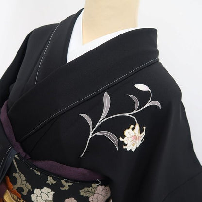 【新品・訪問着】SEIKO MATSUDA 百合 着物 正絹 仕付け糸付 tomihisa“我が身を慕い花を湛えて夢の中へと”9684