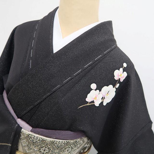 【新品・訪問着】胡蝶蘭 銀通し 着物 正絹 仕付け糸付 tomihisa“染め美しく我が身を照らし輝き満ちて華となる”9685