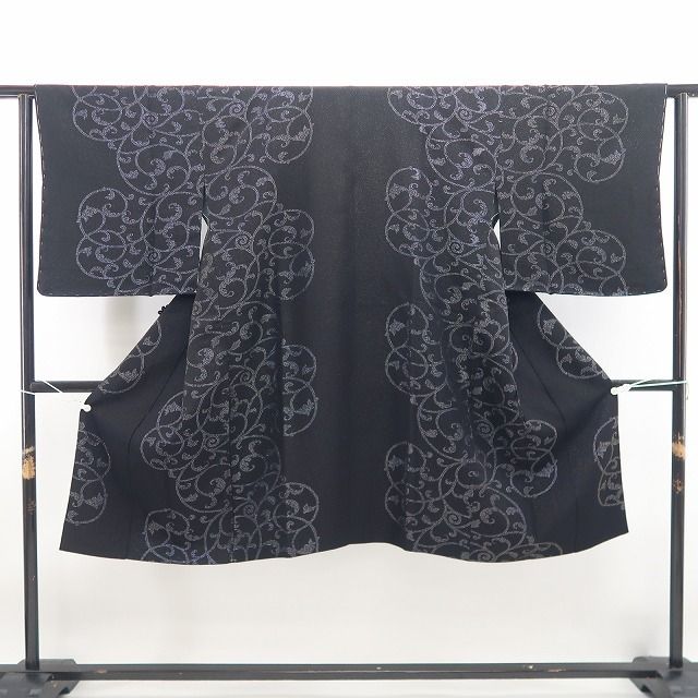 【新品・道中着】唐草 銀通し 着物 正絹 ロング丈 仕付け糸付 tomihisa“大人びていざ！貴女好みに気分を上げる！”9686