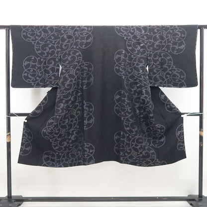 【新品・道中着】唐草 銀通し 着物 正絹 ロング丈 仕付け糸付 tomihisa“大人びていざ！貴女好みに気分を上げる！”9686