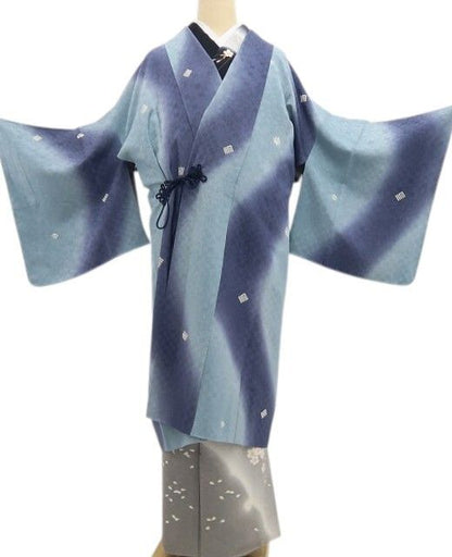 【新品・道中着】源氏香 着物 正絹 ロング丈 仕付け糸付 tomihisa“熱き思いを胸に抱き香を湛えて染め出づる”9688