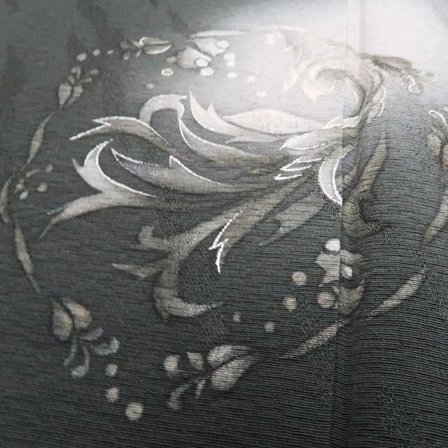 【新品・付下げ】銀花仙 着物 正絹 仕付け糸付 tomihisa”静けさの中に咲くひとひらの華”9690