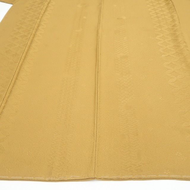 【新品・色無地】さが美謹製 七宝地紋 着物 正絹 仕付け糸付 tomihisa”七宝でさりげなく華やいで”9691