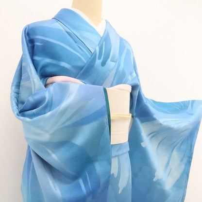 【新品・小紋】ボタニカル 着物 正絹 仕付け糸付 トールサイズ tomihisa”光をまとうように軽やかに華やいで”9695