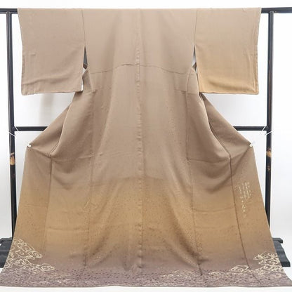 【新品・付下げ】金彩友禅 和田光正 落款 流水 着物 正絹 仕付け糸付 tomihisa”静かな彩りに宿る金彩の美しさ”9696