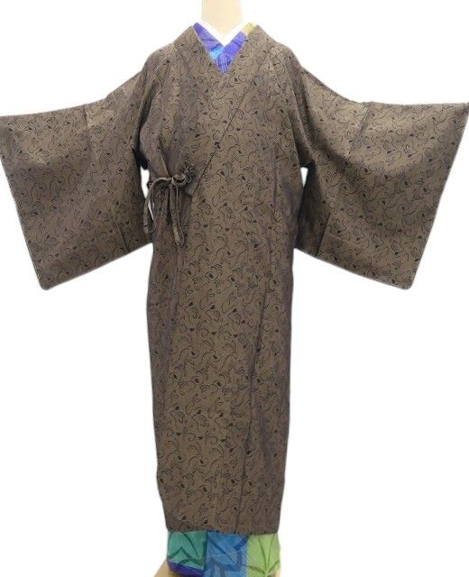 【新品・道中着】やまと誂製 単衣 兎 着物 正絹 ロング丈 お召地 tomihisa”跳ねるうさぎを纏って心弾むお出かけへ”9701