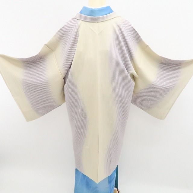 【新品・長羽織】縦縞 着物 正絹 仕付け糸付 ロング丈 tomihisa“羽織自慢のハイセンス…今も昔も変わらぬ風情”9703