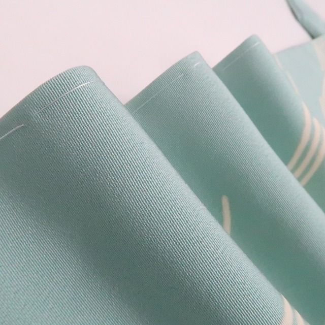 【美品・訪問着】金駒刺繍 着物 正絹 仕付け糸付 tomihisa“花の香りに我が身を染めて季節の風に色付くこころ”9708