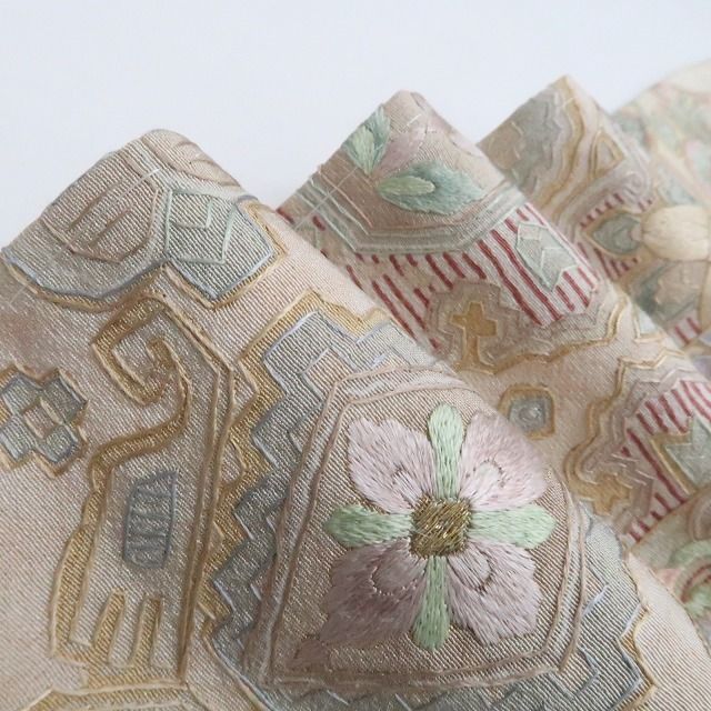 【新品・訪問着】刺繍 着物 正絹 仕付け糸付 tomihisa“歩みを止めて振り返るとき…誰にでも宿る一縷の記憶”9709