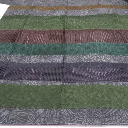 【新品・付下げ】前田仁仙 落款 更紗 スワトウ・蘇州刺繍 着物 正絹 仕付け糸付tomihisa “まだ見ぬ世界で夢を見る”9710