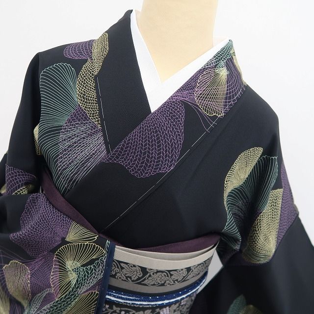 【新品・小紋】モダンアート 着物 正絹 仕付け糸付 トールサイズ tomihisa”シックに遊ぶ大人のアート小紋”9718