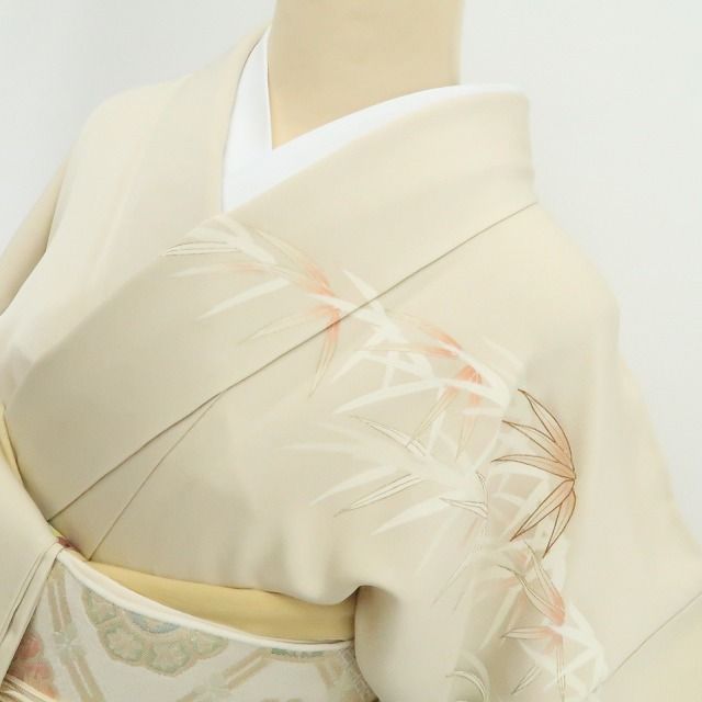 【新品・訪問着】皇室献上作家 北出与三郎 落款 金駒刺繍 笹の葉 着物 正絹 仕付け糸付 tomihisa”笹の葉に宿る自然の静寂と品格”9720