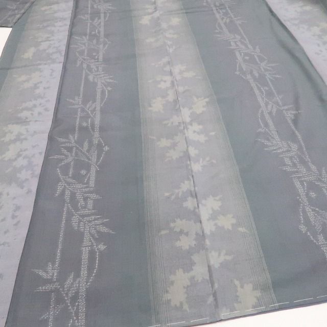 【新品・結城紬】奥順謹製 はたおり娘 やまと扱い 着物 正絹 仕付け糸付 tomihisa”淑やかに自然を纏う結城紬”9725