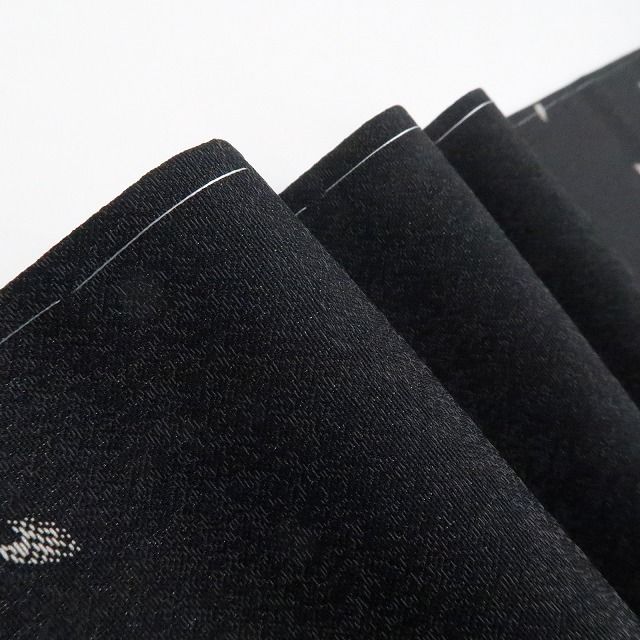 【新品・お召】桜 モノトーン 着物 正絹 仕付け糸付 tomihisa”モノトーンで楽しむ桜の儚さ”9727
