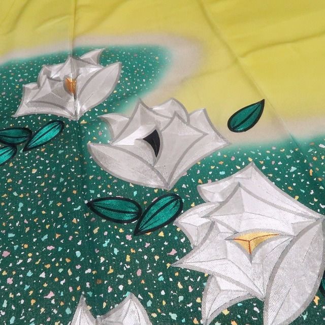 【新品・訪問着】藤林徳扇 落款 銀駒刺繍 着物 正絹 仕付け糸付 tomihisa”鮮やかに咲き誇る気品のモダンフラワー”9729