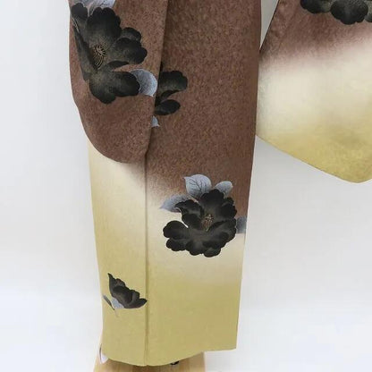 【中古】六花-RIKKA- 美品 正絹 黒ツバキ 桜 訪問着 手縫い仕立て 着物 A4194