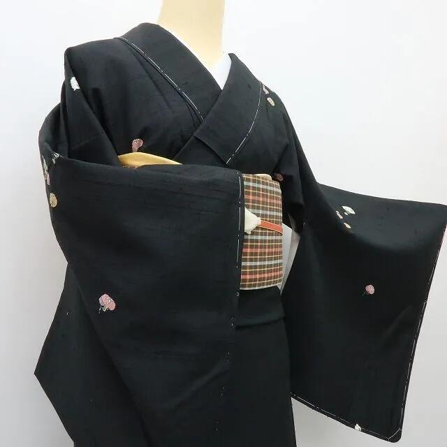 【新古品】六花-RIKKA- 新品 正絹 青柳謹製 お正月柄 仕付け糸付 紬 着物 A4198