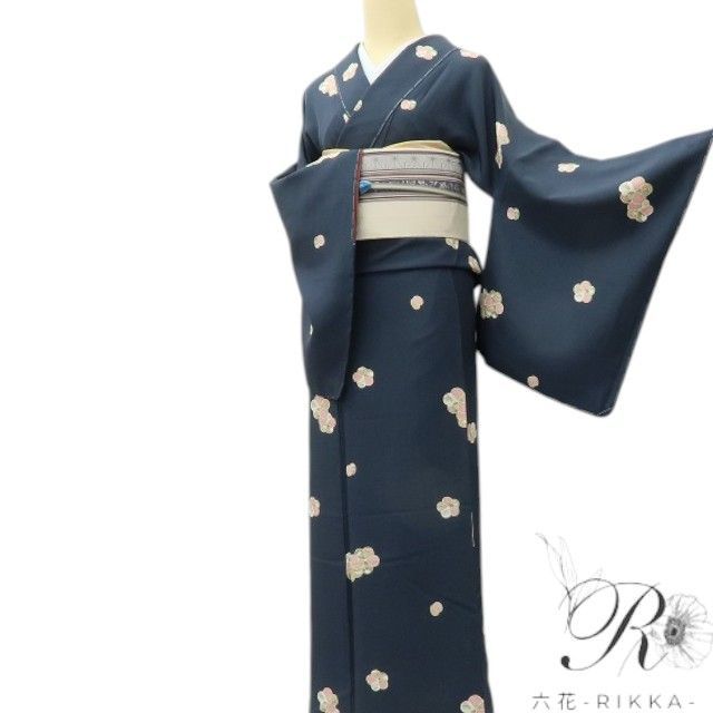 【新古品】六花-RIKKA- 新品 正絹 飛び柄 仕付け糸付 小紋 着物 A4475