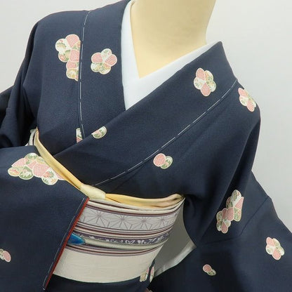 【新古品】六花-RIKKA- 新品 正絹 飛び柄 仕付け糸付 小紋 着物 A4475