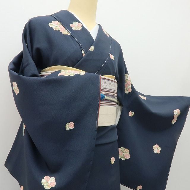【新古品】六花-RIKKA- 新品 正絹 飛び柄 仕付け糸付 小紋 着物 A4475