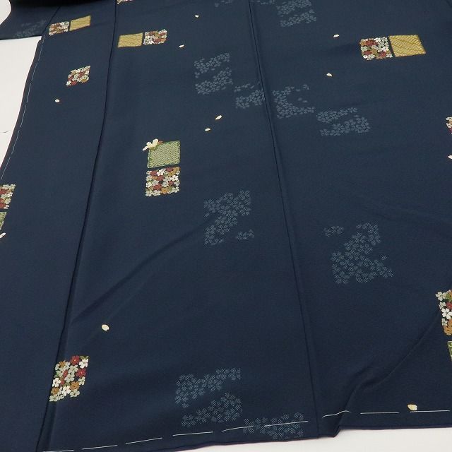 【新古品】六花-RIKKA- 新品 正絹 仕付け糸付 飛び柄 小紋 着物 A4486