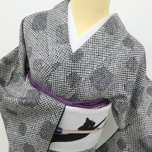 六花-RIKKA- 美品 正絹 総絞り 胴抜き仕立て 贅沢なモノトーンアート☆ ゆったりサイズ 小紋 着物 A5931
