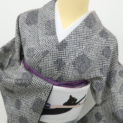六花-RIKKA- 美品 正絹 総絞り 胴抜き仕立て 贅沢なモノトーンアート☆ ゆったりサイズ 小紋 着物 A5931