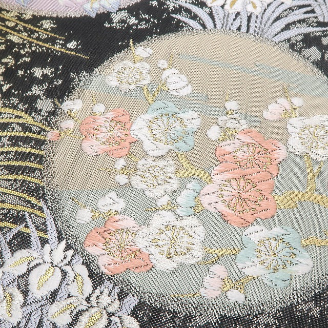 六花-RIKKA- 新品 正絹 西陣織 証紙付 凛と華やぐ、黒金の花舞台！ 着物 訪問着 付下げ 袋帯 A5947