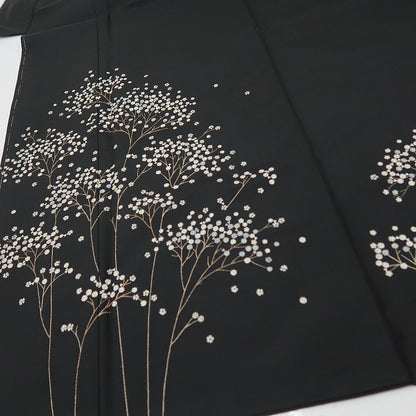 六花-RIKKA- 美品未着用 正絹 刺繍 ワイドサイズ 女郎花のふりをして季節を歩く桜と菊！ 紬訪問着 着物 A5960