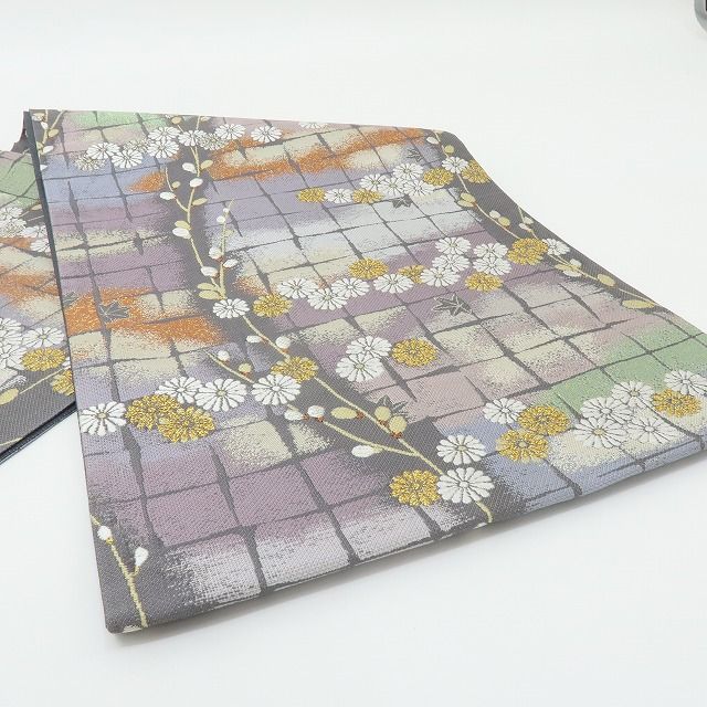 六花-RIKKA- 新品 正絹 西陣織 刺繍 ふっくら菊と、一歩控えた紅葉の夕暮れ☆彡 袋帯 着物 A5993