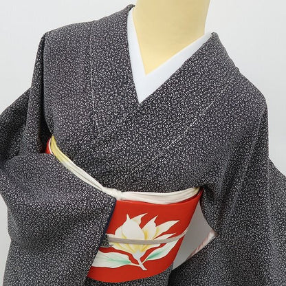 六花-RIKKA- 美品 正絹 桜 クールで、大人っぽくて、でも実は胸キュンなハート桜♪ 小紋 着物 A6033