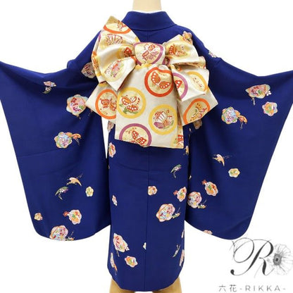 六花-RIKKA- 美品 正絹 七五三 ７歳 女児 お姉さんの一歩を演出！夜空に輝く星と舞う蝶☆ 四つ身着物・袋帯 ２点セット A6044