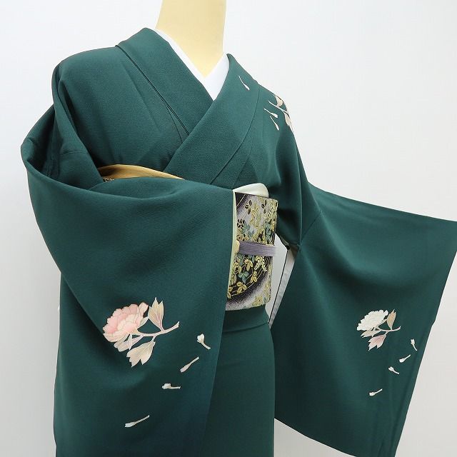 六花-RIKKA- 美品 正絹 月へと向かう牡丹、見送る秋草たち♪ 訪問着 着物 A6085