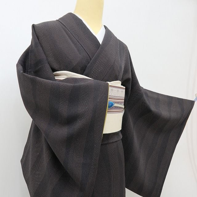 六花-RIKKA- 美品 正絹 染士 服部光擴 彫士 住田双光 落款 粋に着るなら、やっぱりコレ！な一枚♪ 江戸小紋 着物 A6089