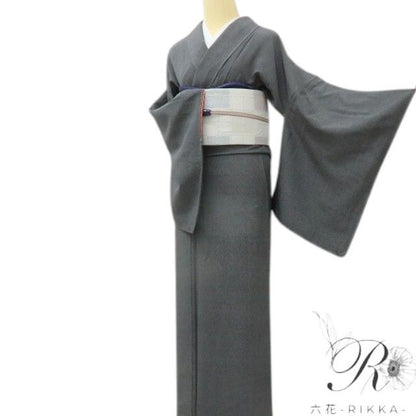六花-RIKKA- 美品 正絹 伝統工芸士 黒岩秀硯落款 行儀 トールサイズ 黒に行儀、これぞ大人の粋！ 江戸小紋 着物 A6092