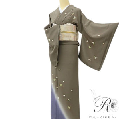 六花-RIKKA- 新品 正絹 作家物落款 トールサイズ 桜、イチョウ、楓。ひらり、秋の彩り♪ 仕付け糸付 訪問着 着物 A6096