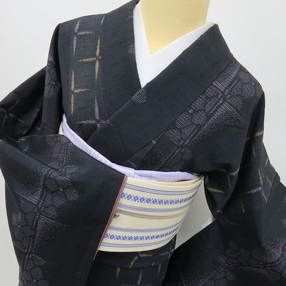 六花-RIKKA- 美品 正絹 証紙付 やまと誂製 黒を纏う、粋を極める、本場結城の大人美！ トールサイズ 本場結城紬 着物 A6120