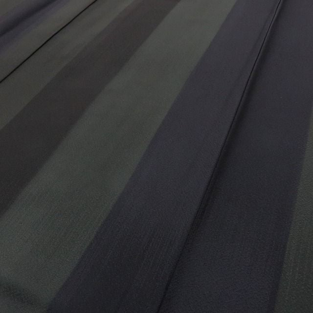 六花-RIKKA- 美品未着用 正絹 縦縞 暈し 仕付け糸付 黒×革色の大人モダン♪ トールサイズ 小紋 着物 A6140