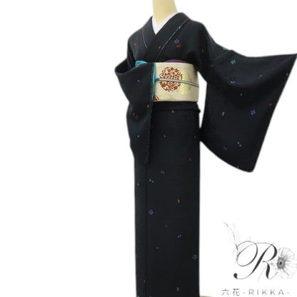 六花-RIKKA- 新品 正絹 アトリエ聖jin苑 児島廣和落款 桜 ニャァな遊び心を秘めた、桜物語♪ 仕付け糸付 小紋 着物 A6165