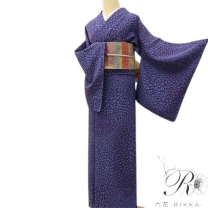 六花-RIKKA- 新品 正絹 トール・ゆったりサイズ 絶妙な裏切りが魅力の深紫色! 仕付け糸付 小紋 着物 A6166