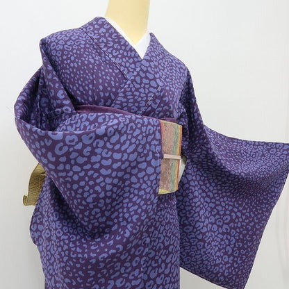 六花-RIKKA- 新品 正絹 トール・ゆったりサイズ 絶妙な裏切りが魅力の深紫色! 仕付け糸付 小紋 着物 A6166