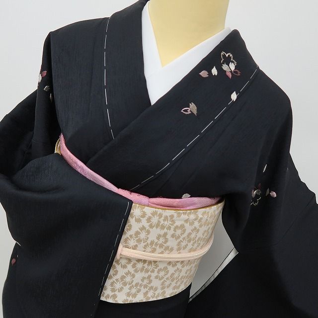 六花-RIKKA- 新品 正絹 刺繍 桜 トールサイズ ちらり、ひらり。秘密めく刺繍桜♪ 仕付け糸付 小紋 着物 A6168